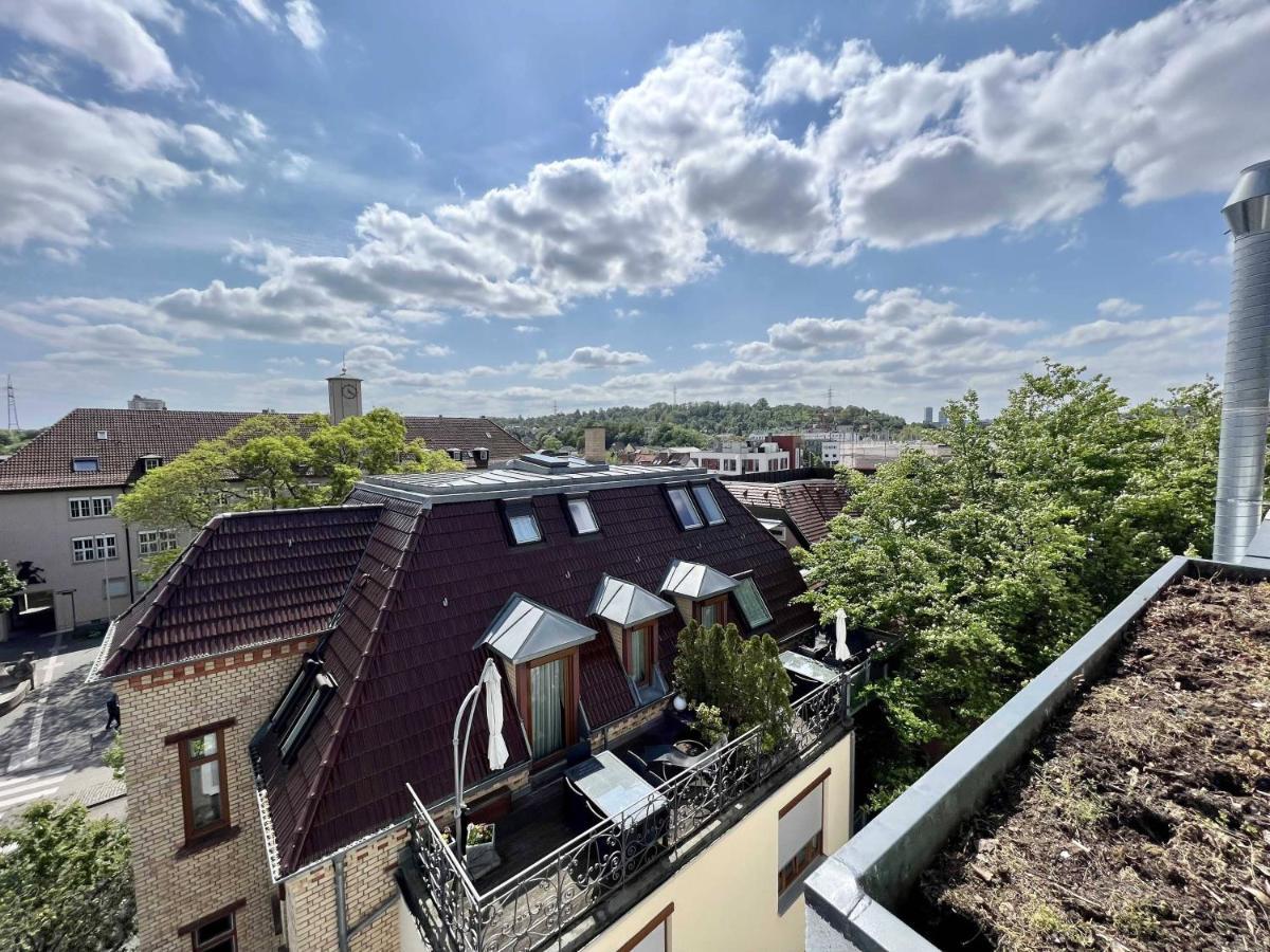 Nujen- Hotel Und Apartment Stuttgart Zuffenhausen エクステリア 写真